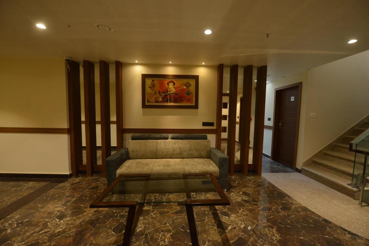 Hotel Rr 62-Jaipur City Centre Hotel المظهر الخارجي الصورة
